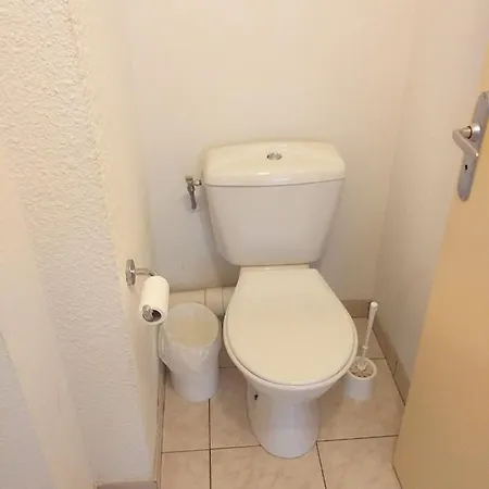 Appartement F2 Au Domaine Des 100 Lacs - Piscine - Sauna - Hammam