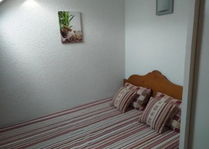 아파트 F2 Au Domaine Des 100 Lacs - Piscine - Sauna - Hammam 코트레